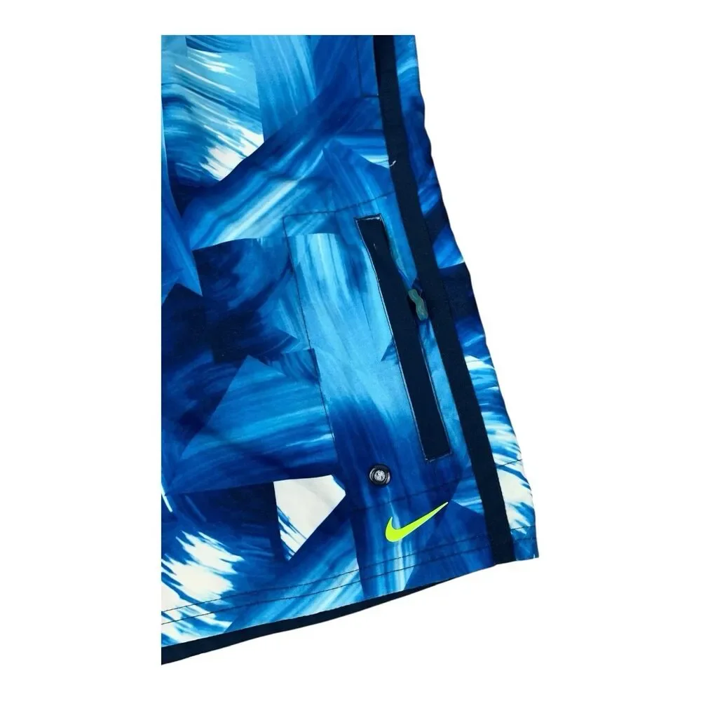 Nike Swim Shorts Men's Size Medium Blue Woven Flow All Over Print Lined Shorts